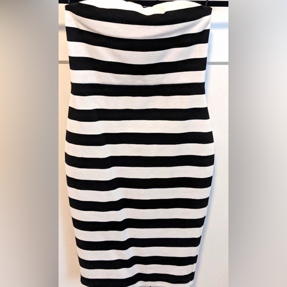 Express Strapless Black and White Striped Bodycon Dress - Picture 2 of 5